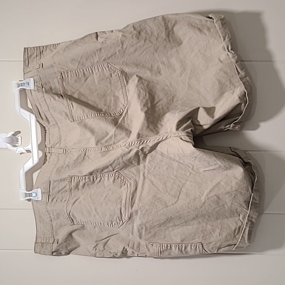 Khaki Shorts - Picture 7 of 8